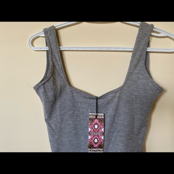 Grey Scoop-neck Bodysuit - Picture 2 of 3